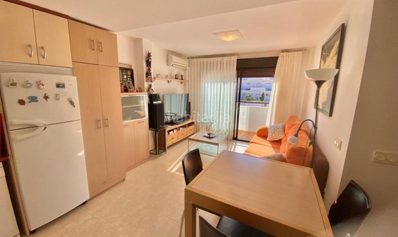 Foto 136058a2-1f7c-4881-afc3-4cd0e8d31baf. Piso en calle joaquin sabina 16 piso playa lancon en Carboneras