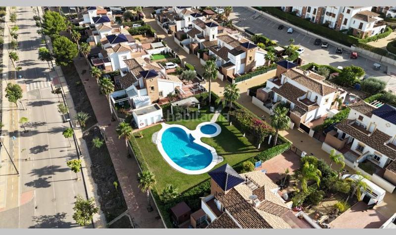 Foto ba7eb988-be96-4e4c-b2de-87658a6cb6dd. Chalet mit parking pool in Lomas del Mar Vera
