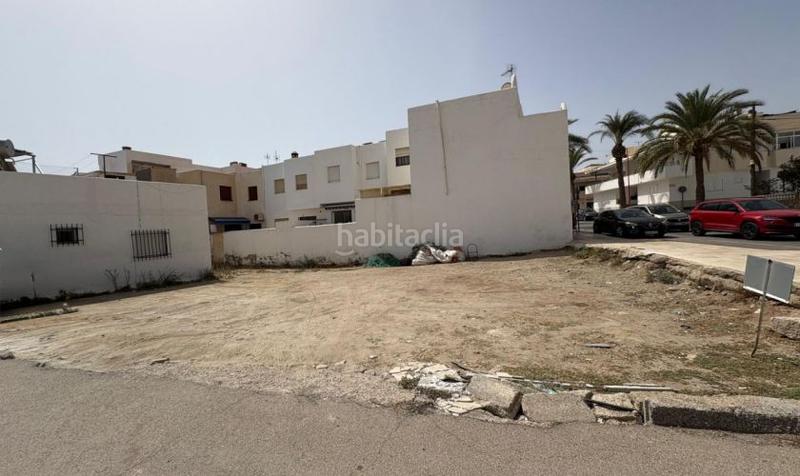 Foto 712dd3bf-0aa2-4e9a-b947-548e7d06381c. Terrain résidentiel dans calle la ola 5 dans Carboneras