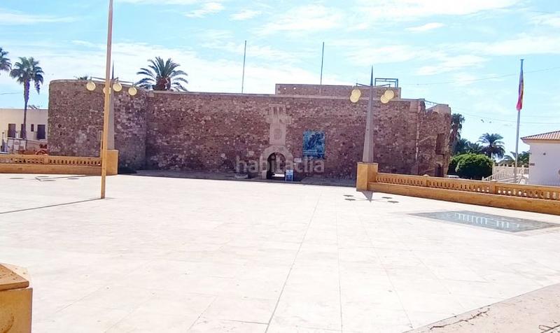 Foto d4f5ab90-9969-468c-9772-62c55343d030. Edificio en plaza castillo 1 hostal en venta en Carboneras