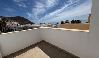 Casa adossada a Carboneras. Dupled junto playa roncaores