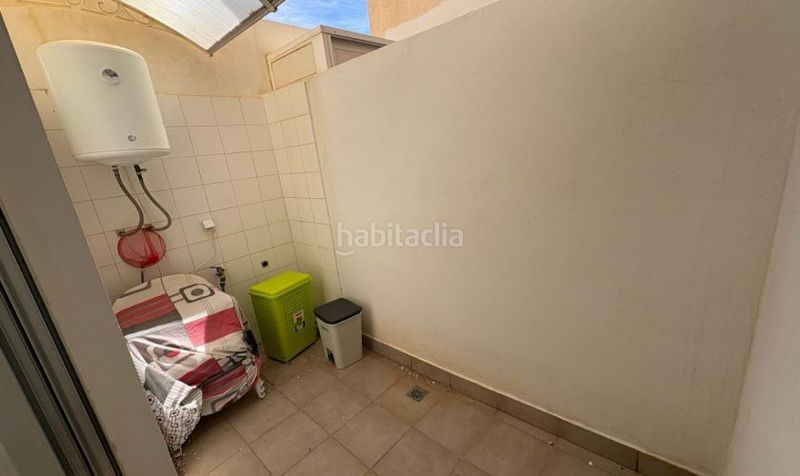 Foto ecee6d33-8939-4e38-9079-b6c7263fd6b2. Casa adossada amb aparcament a Carboneras