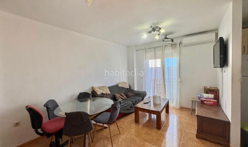 Foto a4b0ad5e-f46a-4970-bc77-c89bc02285f9. Piso  playa en Carboneras
