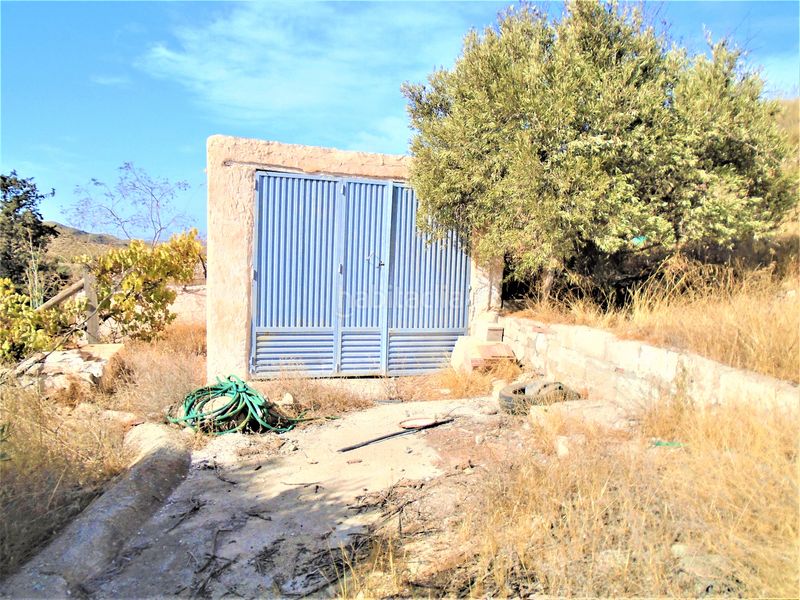 Foto f4309cb7-dd9f-449d-a0ab-0431a4249094. Xalet amb aparcament a Carboneras