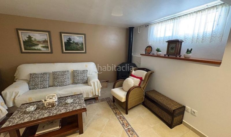 Foto efb9d6d4-9c28-48d3-ac74-07324f746dc2. Casa adossada amb aparcament a Nijar Pueblo Níjar