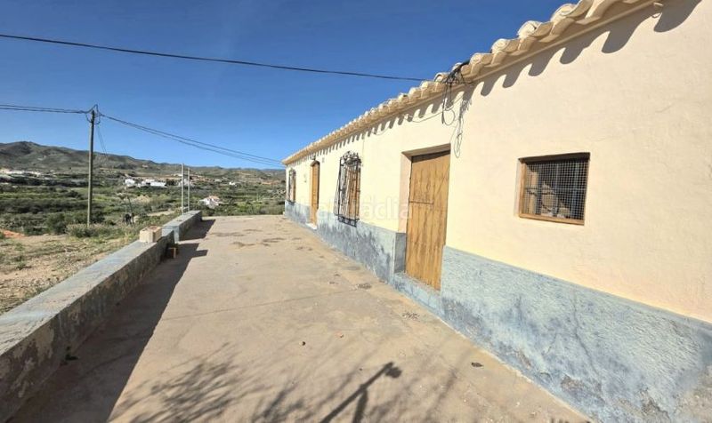 Foto 10f0e32c-328c-41a4-b52d-46b69551fdaf. Casa amb aparcament a Antas