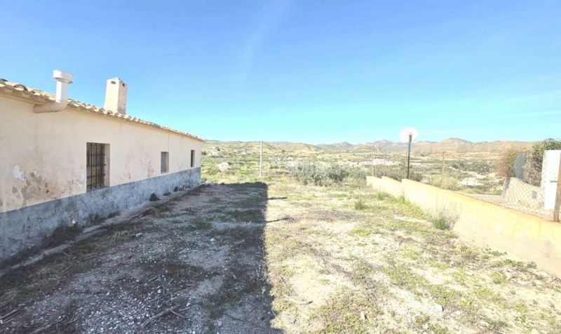 Foto 2639c61d-87fb-4fdd-8ba9-cc0a1b11073c. Casa amb aparcament a Antas