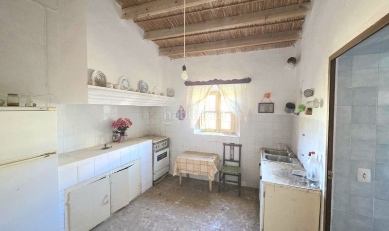 Foto b5c76110-33d0-40eb-b449-c1296b0743d0. Casa amb aparcament a Antas