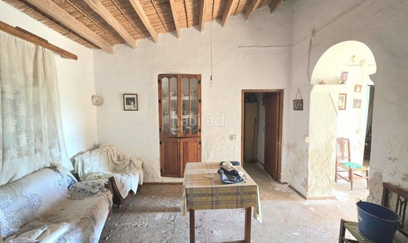 Foto f4d25bc9-96da-4bbb-8d8b-ca6e3f21c9e9. Casa amb aparcament a Antas