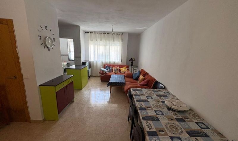 Foto 12abd152-c449-49bc-b0e8-d8721c50ae09. Piso  duplex centro en Carboneras