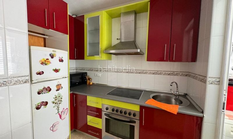 Foto b6d1d6f4-a67f-4d90-8c04-9c41c43c89f3. Piso  duplex centro en Carboneras