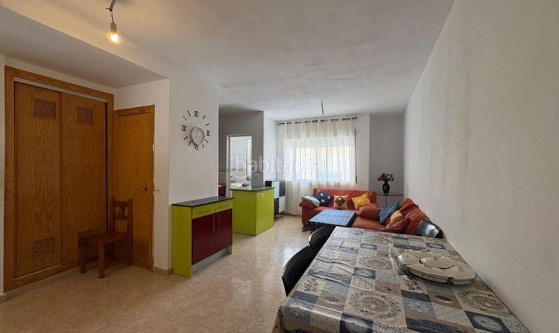 Foto e512dfde-9129-46de-834d-10c4a90bdfa9. Piso  duplex centro en Carboneras