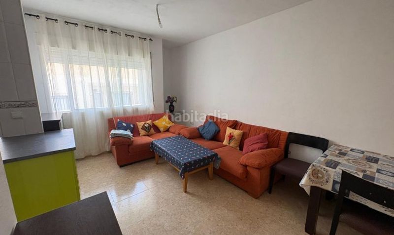 Foto f9030bd9-9e5e-40eb-96f8-0c0d0f8eb2a6. Piso  duplex centro en Carboneras
