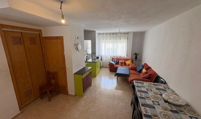 Foto fbc8c296-19c5-482d-8d30-3d83bb5dae3f. Piso  duplex centro en Carboneras