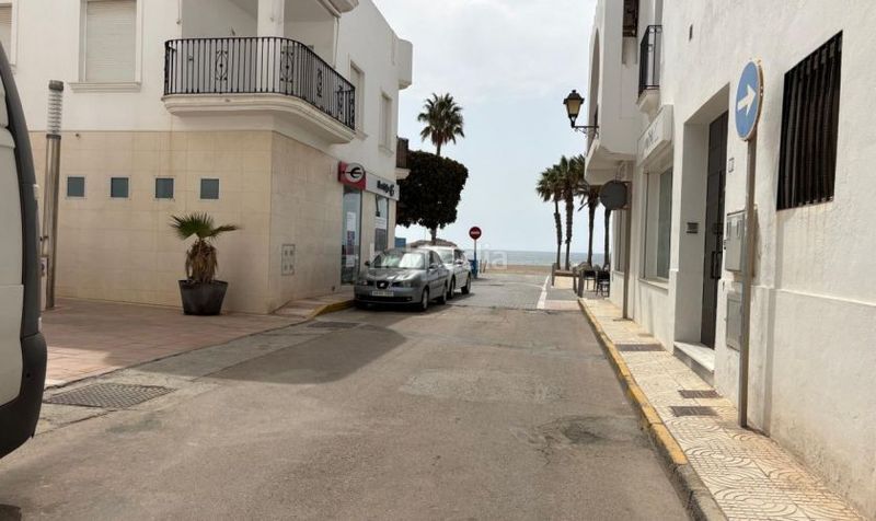 Foto c07c0022-648b-409d-97b5-931bc66f1e7e. Estudi a calle bailén 2 a Carboneras