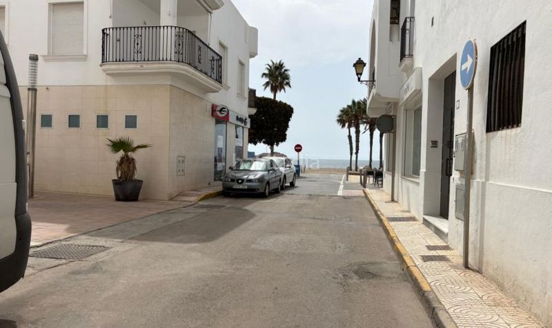 Foto d95b303b-cd49-4ae3-9f64-2b89eaf026cf. Estudi a calle bailén 2 a Carboneras