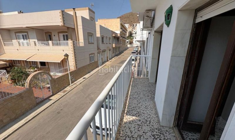 Foto f5b56225-cf4f-4644-b09d-42d60d0e8869. Piso  junto a la playa del lancon en Carboneras