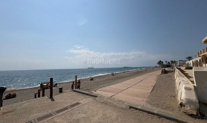 Foto f5e328a1-2ccc-4580-9259-4b35ad3be2c0. Piso  junto a la playa del lancon en Carboneras