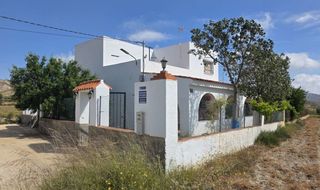 Chalet  Barriada mizala. Chalet en mizala sorbas