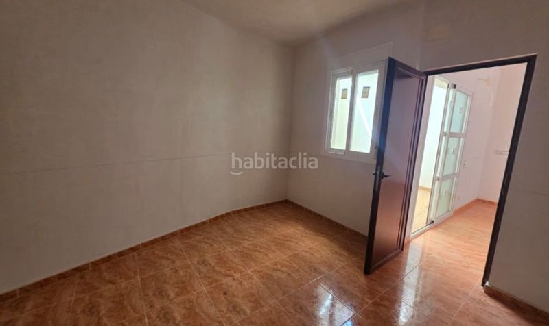 Foto f89b2e3b-a52b-45af-85cd-f4bbe11c902d. Xalet a Carboneras