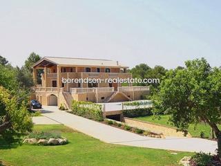 Maison à Santa María del Camí. Excepcional casa de campo con vista en santa maria