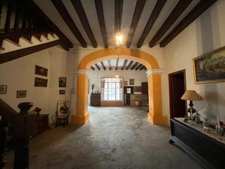 Maison à Santa María del Camí. Casa señorial mallorquina con varias opciones de uso en santa ma
