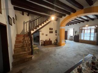 Maison à Santa María del Camí. Casa señorial mallorquina con varias opciones de uso en santa ma