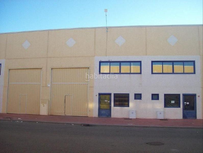 Foto 67b441dc-916c-4e1e-87e9-24a8eec965c6. Nave industrial en Burguillos