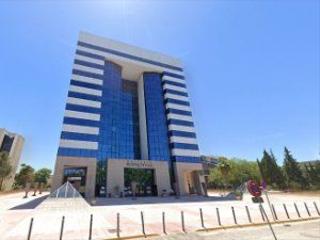 Office space in Calle almendralejo 8