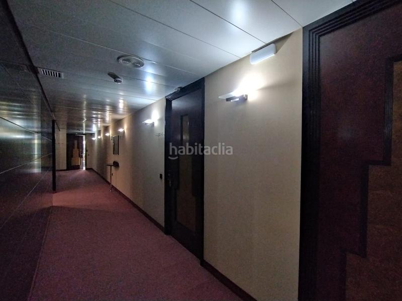 Foto e38b1c7a-a2f5-4ced-be1e-7ef13546d6ad. Büro in avenida de la innovación 9 in Parque Alcosa Sevilla