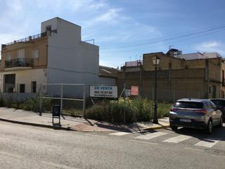 Residential Plot in Avenida santiponce 5