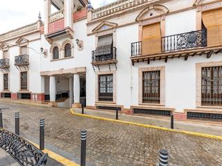 Local Comercial a Calle salesianas 4