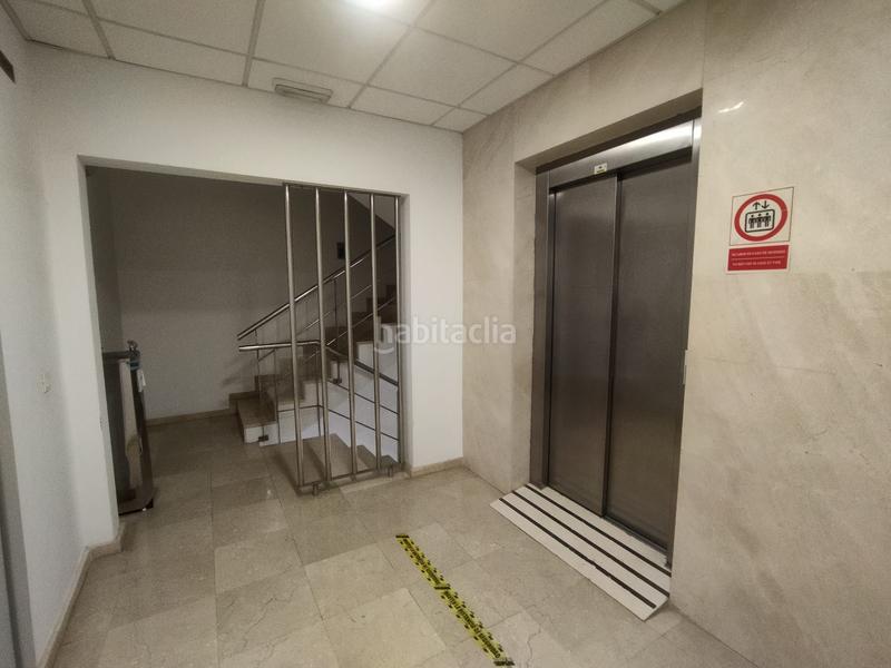 Foto 178c9592-06d7-45bc-8e27-464ad014622c. Office space in calle marqués de pickman 28 in Ciudad Jardín Sevilla