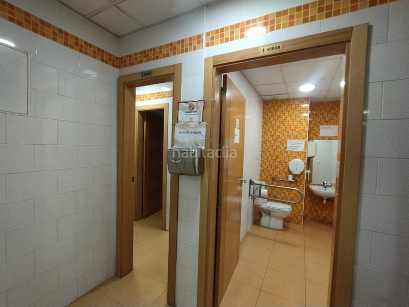 Foto b6efa426-9d9d-465d-8c40-e41cbae86ac5. Office space in calle marqués de pickman 28 in Ciudad Jardín Sevilla