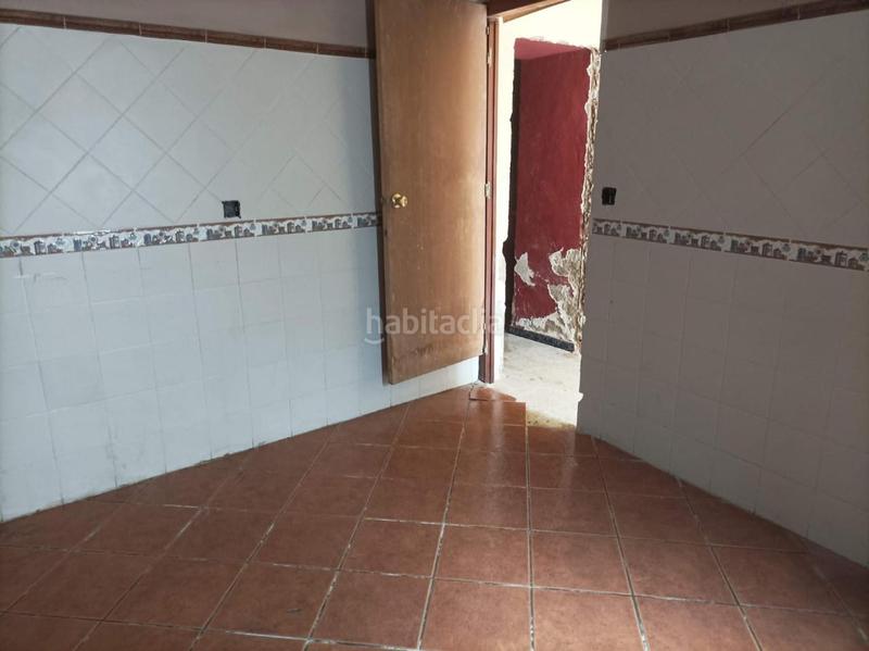 Foto 1026977e-9cbe-4b86-977e-7d48cad0f267. Casa a calle plaza del pozuelo 24 a Constantina