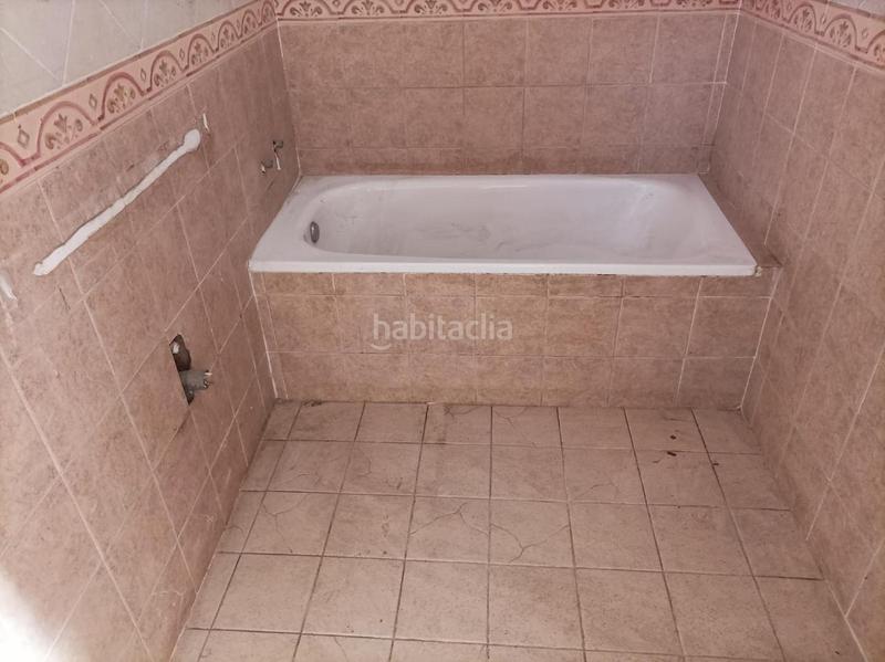 Foto a29b621d-2fec-4642-94f9-fecea0c4e224. Haus in calle plaza del pozuelo 24 in Constantina