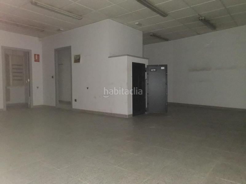 Foto 45e5cf0d-e712-4fb6-bbe5-2a54ecdae557. Geschäftsraum in calle amador de los ríos 6 in La Calzada - La Florida Sevilla