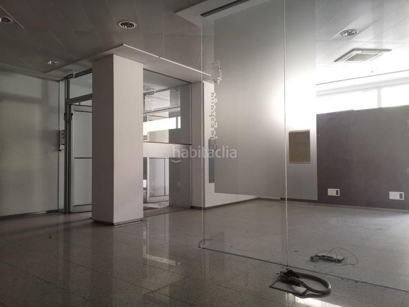 Foto 53cb569d-a5f5-4259-989c-58e262527787. Geschäftsraum in calle amador de los ríos 6 in La Calzada - La Florida Sevilla