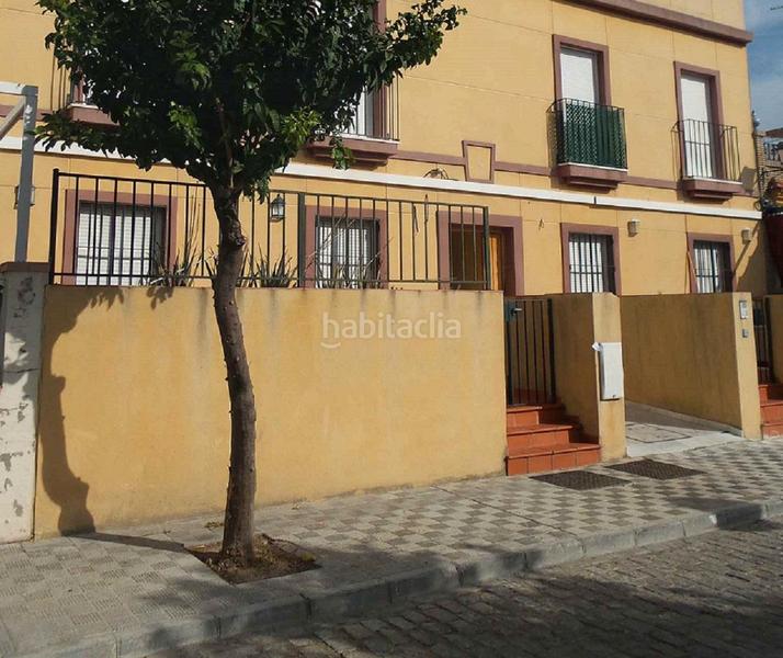 Foto 16b503cc-0b5f-44bf-b8b4-6ac112bd40dc. Piso en calle el río 9 en Gelves