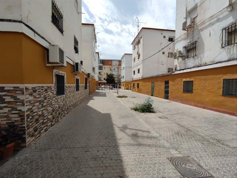 Foto aba92640-6dce-47bf-af16-a610aed225dc. Flat in calle candelabro 8 in Los Pájaros Sevilla