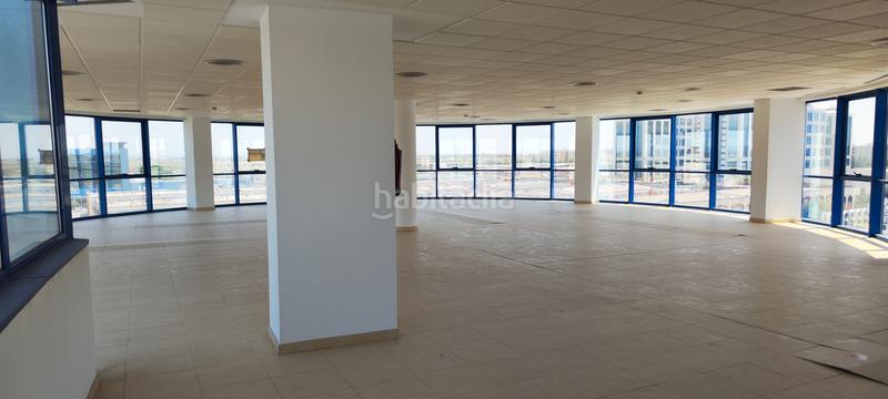 Foto 88554f8d-1398-4ec4-aa7c-e0f3328c5c63. Büro in avenida tecnología 26 in San Jerónimo - La Bachillera Sevilla