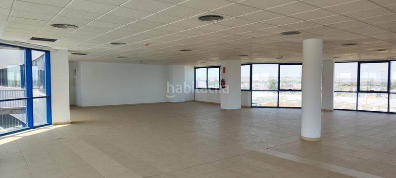 Foto c5d8e6c1-6ac3-4a28-8610-f93b116c9aef. Büro in avenida tecnología 26 in San Jerónimo - La Bachillera Sevilla
