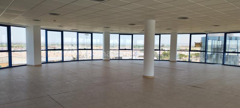 Foto fc2db87b-1c8e-4f13-9914-b1479e94df9a. Büro in avenida tecnología 26 in San Jerónimo - La Bachillera Sevilla
