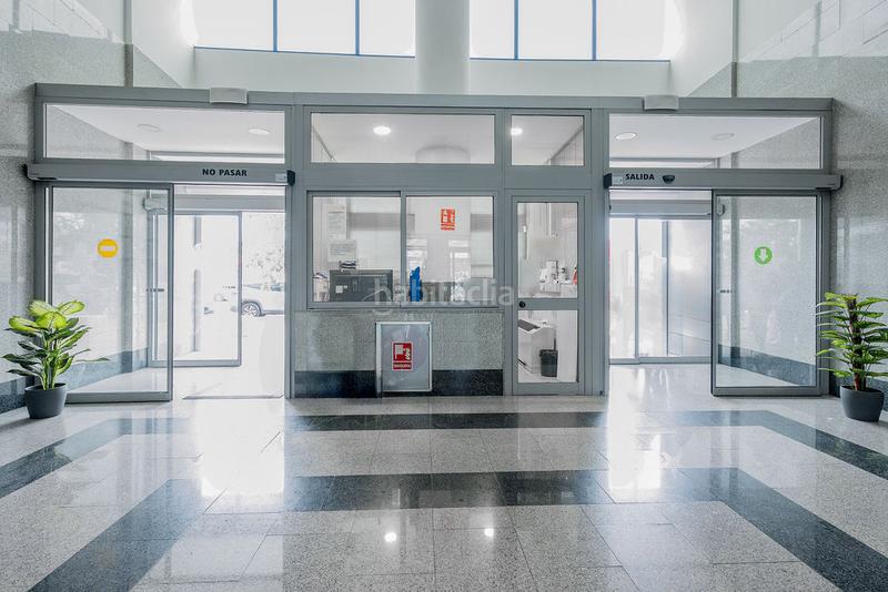 Foto 508b3981-d542-45d5-8229-d0b653e561db. Oficina a avenida tecnología 26 a San Jerónimo - La Bachillera Sevilla