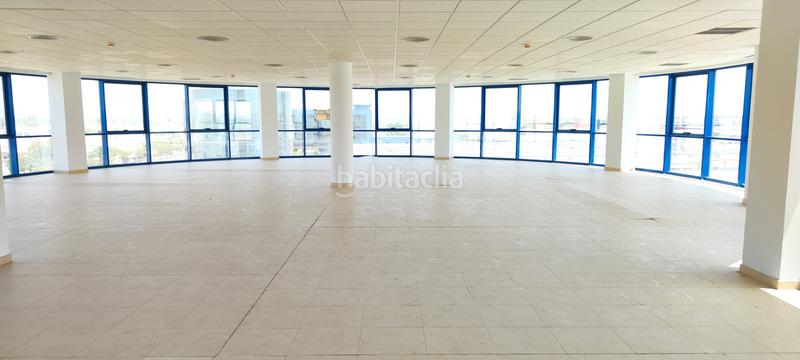 Foto aa46782a-18a5-42de-a223-1db02e3e94d3. Oficina a avenida tecnología 26 a San Jerónimo - La Bachillera Sevilla
