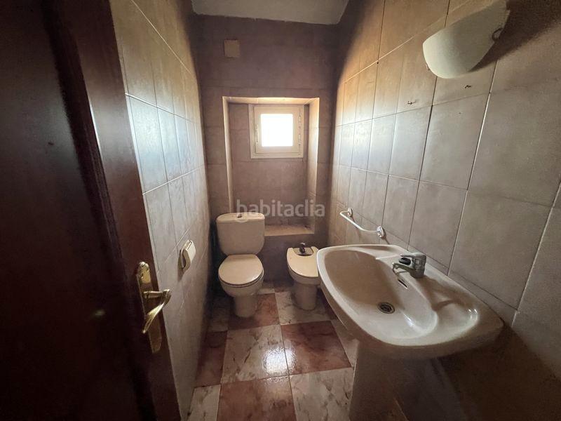 Foto 1ee79305-14af-4bd3-8b54-70b692c05781. Xalet amb piscina a Carmona