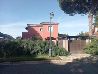 Chalet in Calle abeto 19