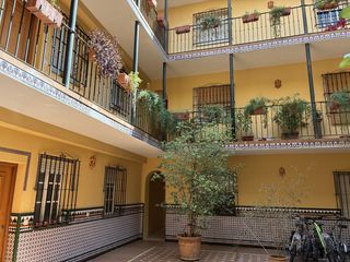 Apartament a Pelay Correa 81