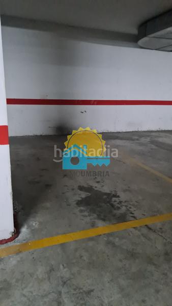 Foto 9d635d0e-285d-492a-bb45-c2cd00de318e. Aparcament cotxe a calle cajavias 9 a Punta Umbría