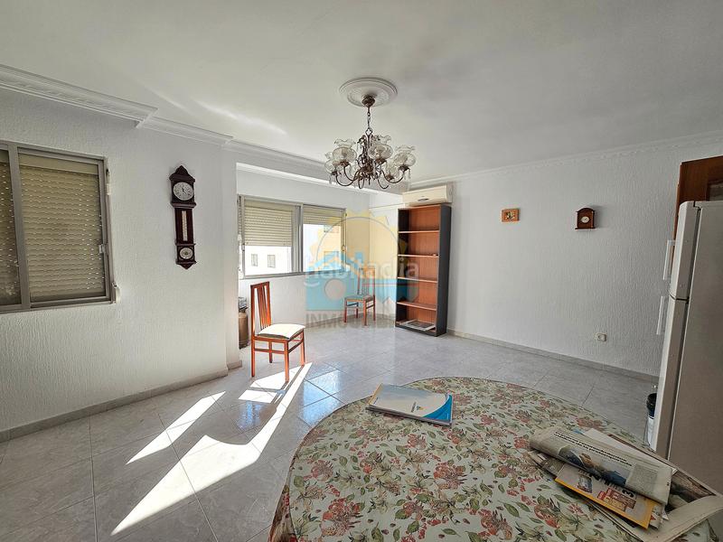 Foto de2712ab-42e5-455b-9d09-5bb24514e73a. Piso  en venta en Pescadería Huelva